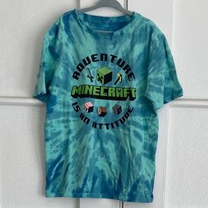 Boys GAP Minecraft Tee, size M